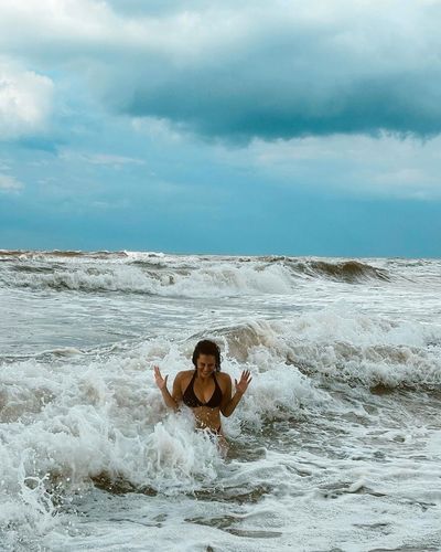 Hande Doğandemir seksi ifşa fotoğrafı 456