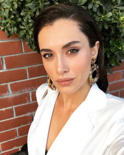 Hande Doğandemir seksi ifşa fotoğrafı 457