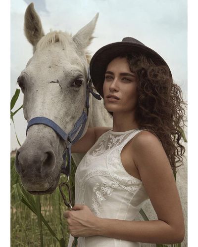 Hande Doğandemir seksi ifşa fotoğrafı 478