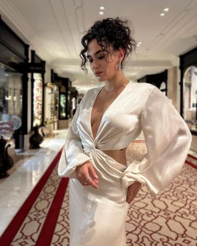 Hande Doğandemir seksi ifşa fotoğrafı 4
