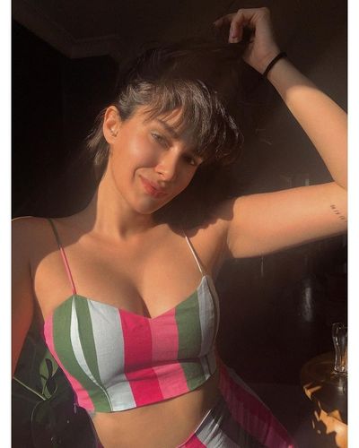 Hande Doğandemir seksi ifşa fotoğrafı 518