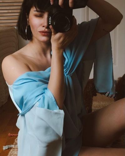Hande Doğandemir seksi ifşa fotoğrafı 525