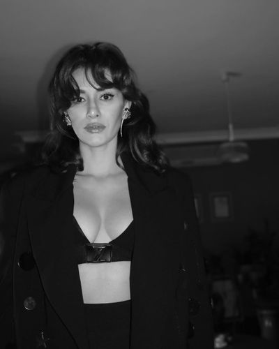 Hande Doğandemir seksi ifşa fotoğrafı 537
