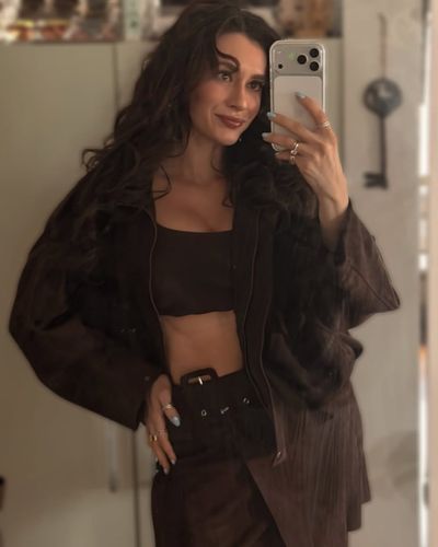 Hande Doğandemir seksi ifşa fotoğrafı 539