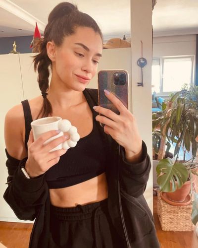 Hande Doğandemir seksi ifşa fotoğrafı 558