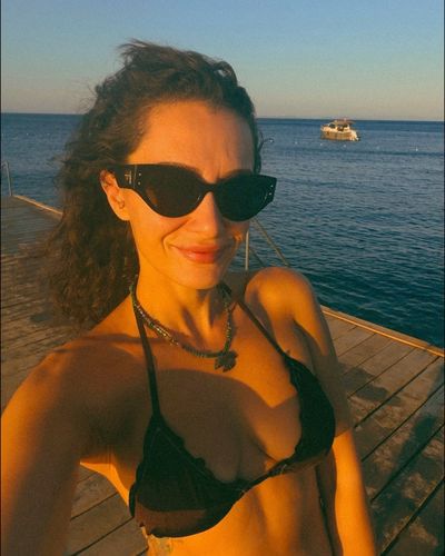 Hande Doğandemir seksi ifşa fotoğrafı 572