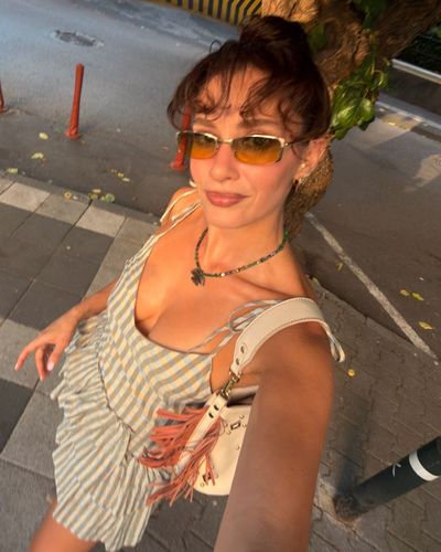 Hande Doğandemir seksi ifşa fotoğrafı 576