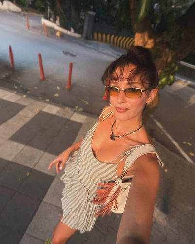 Hande Doğandemir seksi ifşa fotoğrafı 586
