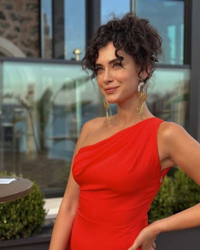 Hande Doğandemir seksi ifşa fotoğrafı 599