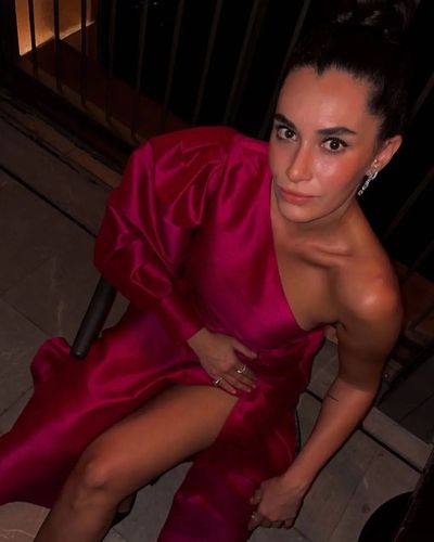 Hande Doğandemir seksi ifşa fotoğrafı 5