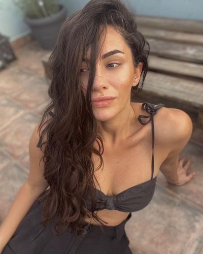 Hande Doğandemir seksi ifşa fotoğrafı 80