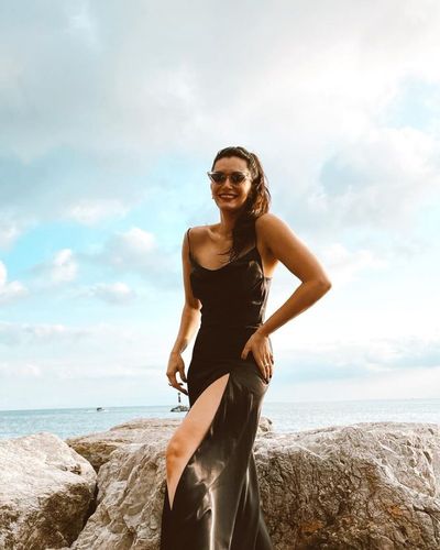 Hande Doğandemir seksi ifşa fotoğrafı 90