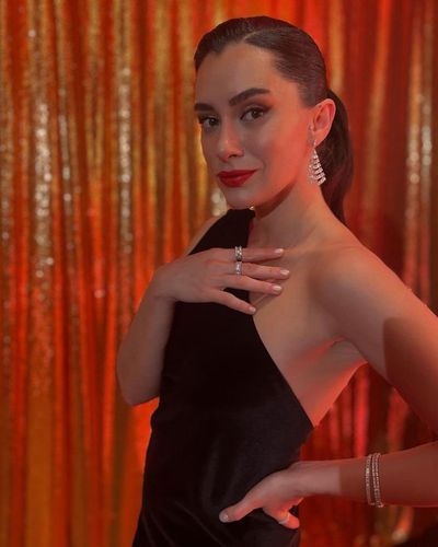 Hande Doğandemir seksi ifşa fotoğrafı 93