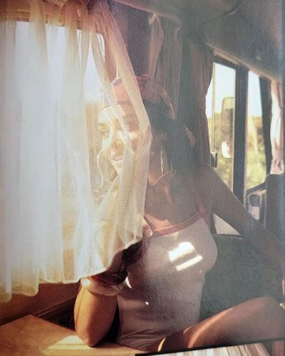 Hande Ercel seksi ifşa fotoğrafı 81764