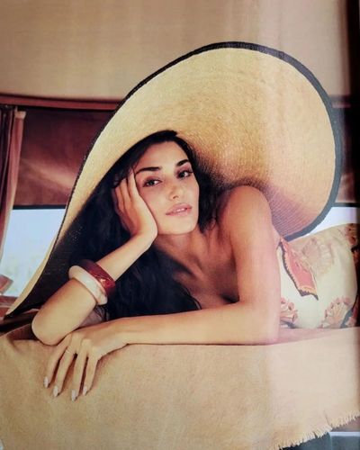 Hande Ercel seksi ifşa fotoğrafı 81745