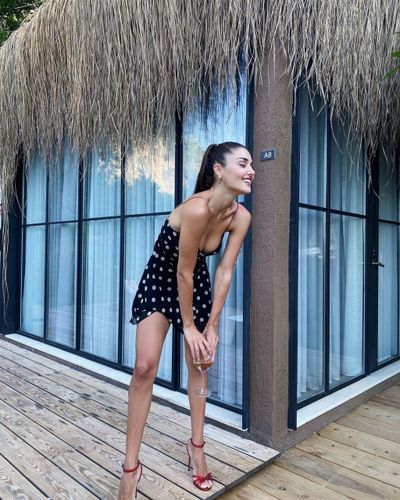 Hande Ercel seksi ifşa fotoğrafı 81723