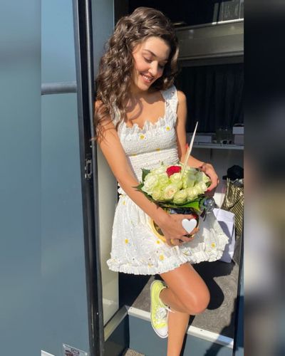Hande Ercel seksi ifşa fotoğrafı 81554