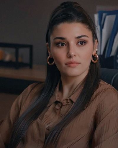 Hande Ercel seksi ifşa fotoğrafı 81546