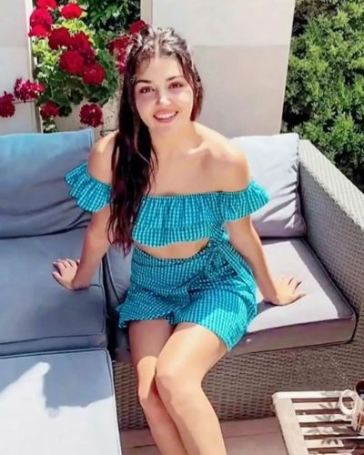 Hande Ercel seksi ifşa fotoğrafı 81544