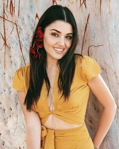 Hande Ercel seksi ifşa fotoğrafı 81537
