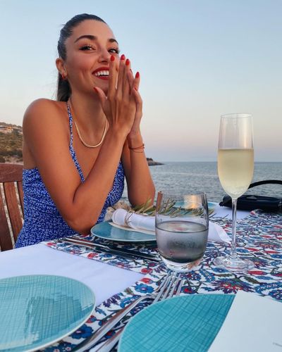 Hande Ercel seksi ifşa fotoğrafı 81524