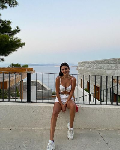 Hande Ercel seksi ifşa fotoğrafı 81487