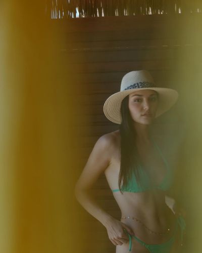 Hande Ercel seksi ifşa fotoğrafı 81458