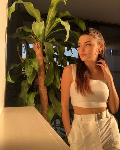 Hande Ercel seksi ifşa fotoğrafı 81343
