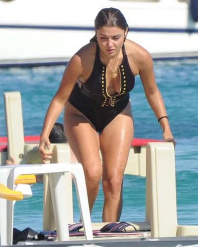 Hande Ercel seksi ifşa fotoğrafı 81258