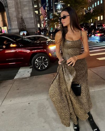 Hande Ercel seksi ifşa fotoğrafı 1709