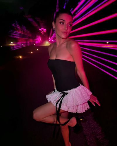 Hande Ercel seksi ifşa fotoğrafı 82507