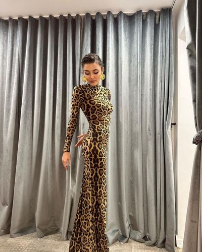 Hande Ercel seksi ifşa fotoğrafı 82080