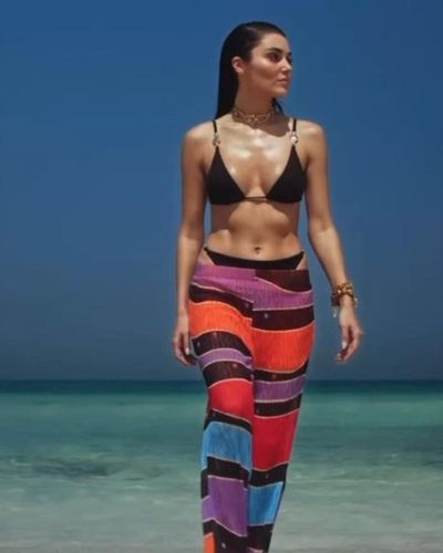 Hande Ercel seksi ifşa fotoğrafı 82023