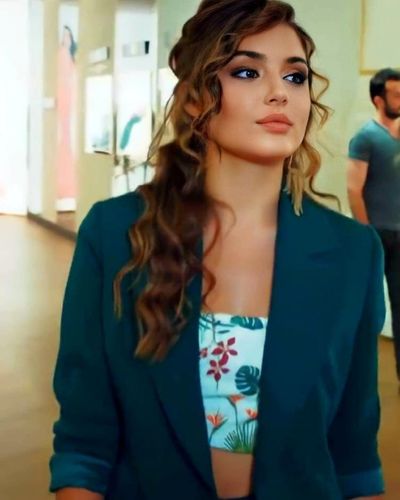 Hande Ercel seksi ifşa fotoğrafı 82004