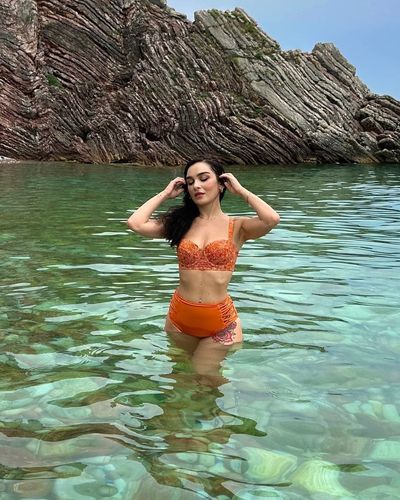 Hande Kaptan seksi ifşa fotoğrafı 32