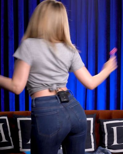 Hande Sarıoğlu seksi ifşa fotoğrafı 200