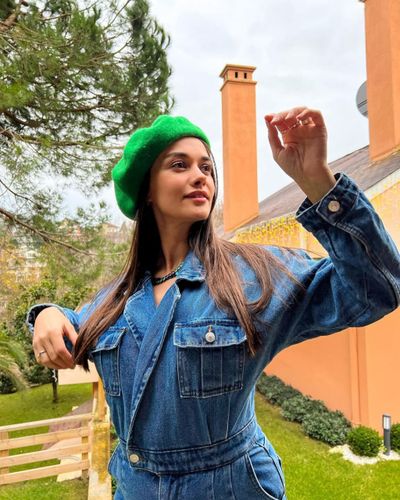 Hande Soral seksi ifşa fotoğrafı 158