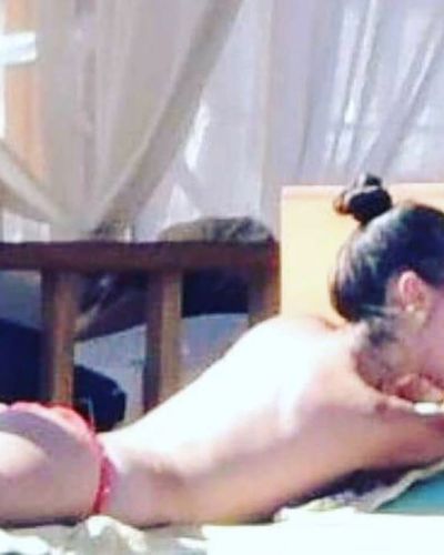 Hande Soral seksi ifşa fotoğrafı 159