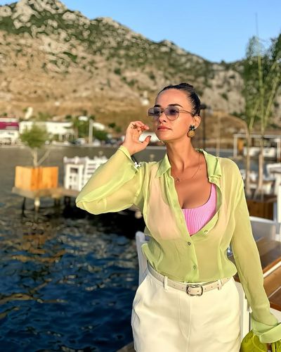 Hande Soral seksi ifşa fotoğrafı 342