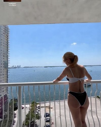 Hande Yener seksi ifşa fotoğrafı 48