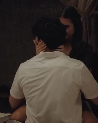 Hande Yılmaz seksi ifşa fotoğrafı 3 — Aşk Taktikleri (2022)