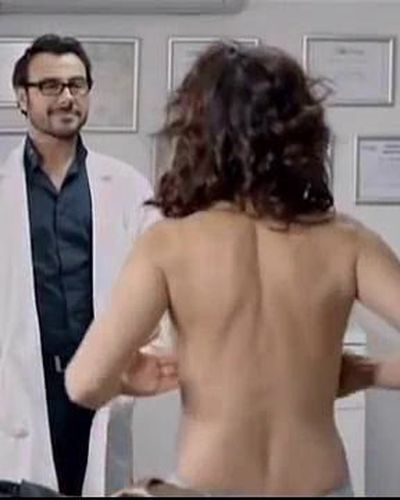 Hatice Aslan seksi ifşa fotoğrafı 10 — Hatice Aslan (2011)