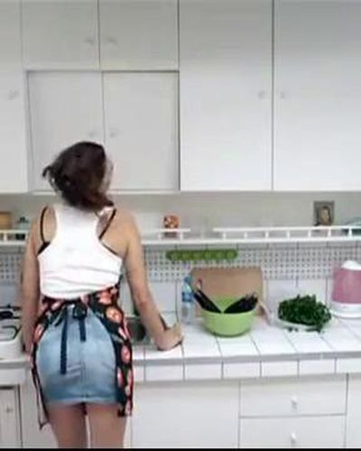 Hatice Aslan seksi ifşa fotoğrafı 19 — Hatice Aslan (2011)