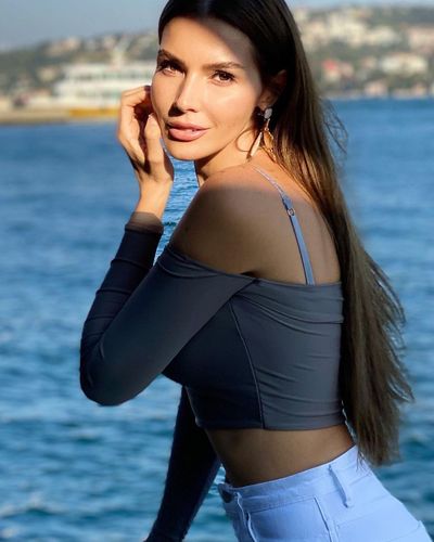 Hatice Şendil seksi ifşa fotoğrafı 17