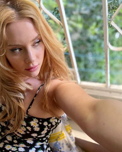 Hayal Köseoğlu seksi ifşa fotoğrafı 80881
