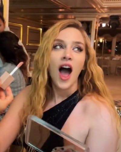 Hayal Köseoğlu seksi ifşa fotoğrafı 80850