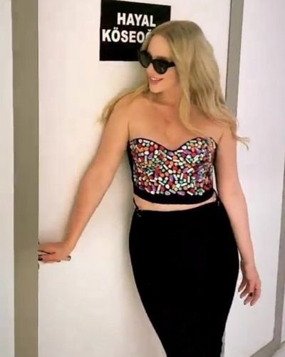 Hayal Köseoğlu seksi ifşa fotoğrafı 80804
