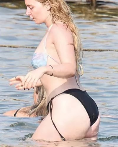 Hayal Köseoğlu seksi ifşa fotoğrafı 80785
