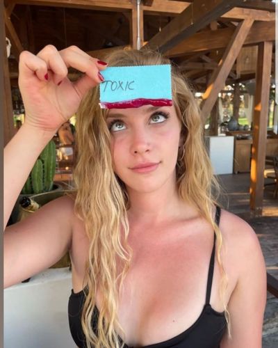 Hayal Köseoğlu seksi ifşa fotoğrafı 80729