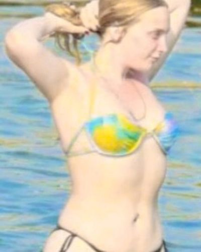 Hayal Köseoğlu seksi ifşa fotoğrafı 80727